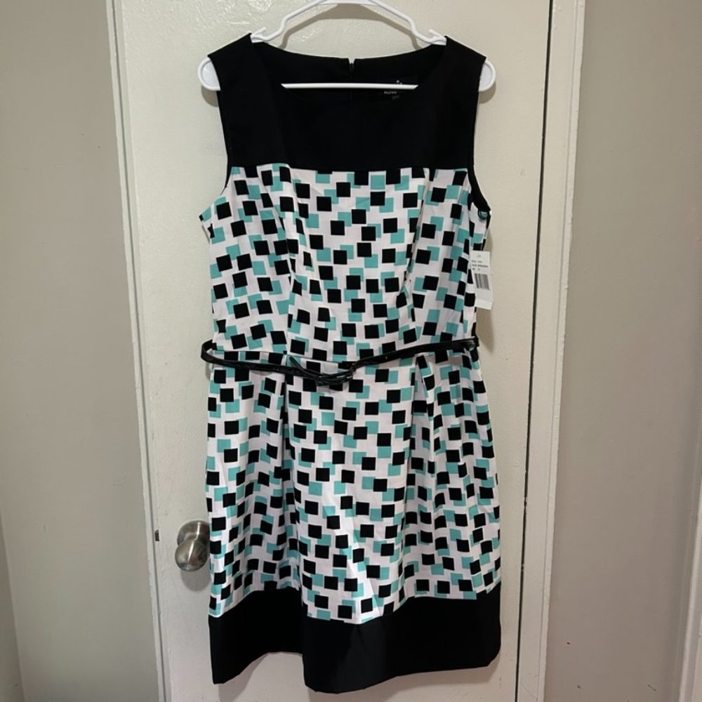 NWT Ronni Nicole Dress SZ 16